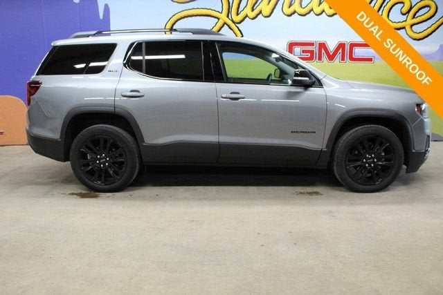 2023 GMC Acadia SLT in Sterling Metallic — front three-quarter view
