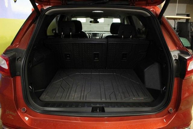 2020 Chevrolet Equinox — detail view