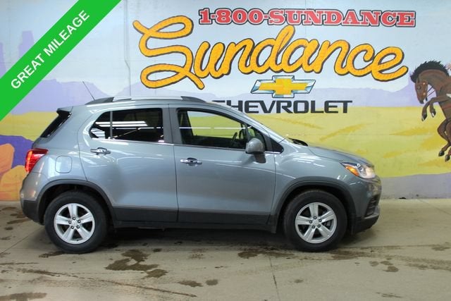 2019 Chevrolet Trax LT in Satin Steel Metallic — front three-quarter view