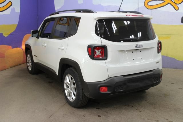 2015 Jeep Renegade — detail view