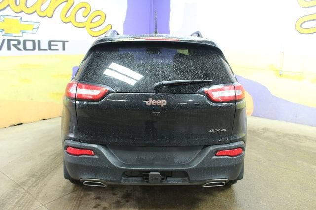 2016 Jeep Cherokee — interior view