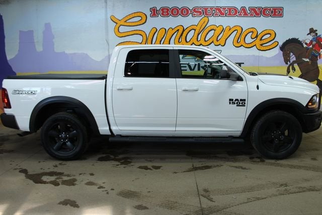 2019 RAM 1500 Classic SLT in Bright White — front three-quarter view