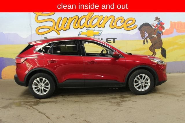 2020 Ford Escape SE in Red — front three-quarter view