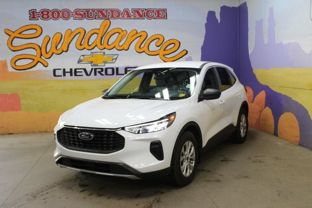 2023 Ford Escape — side profile view
