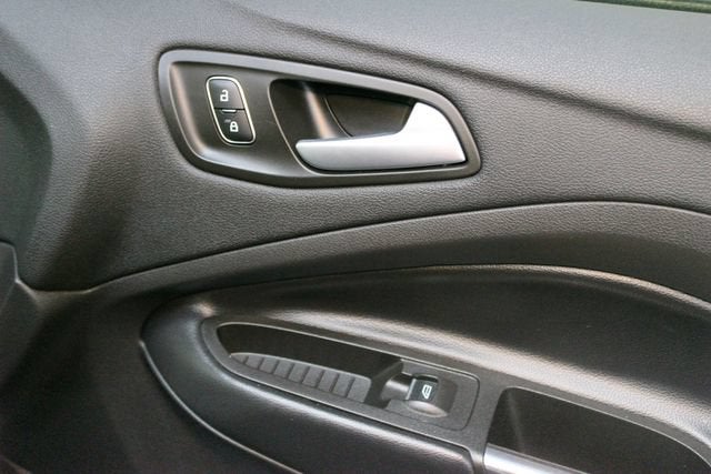 2019 Ford Escape — detail view
