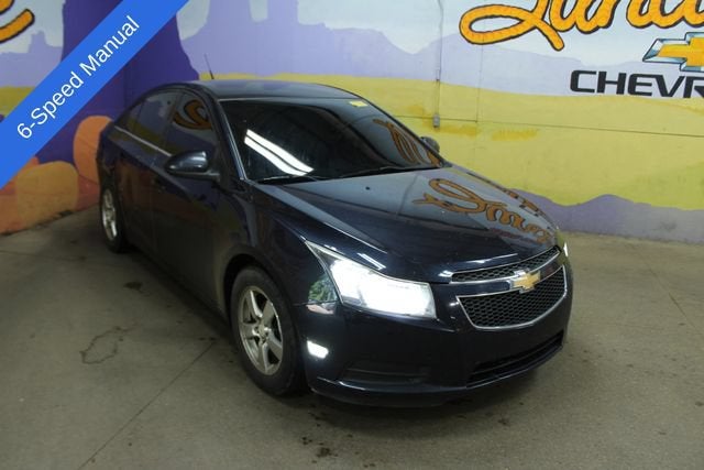 2014 Chevrolet Cruze 1LT in Blue Ray Metallic — front three-quarter view