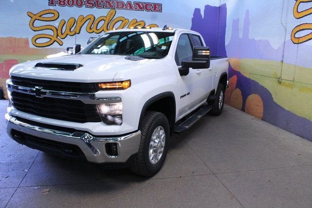 2026 Chevrolet Silverado 2500 HD — detail view