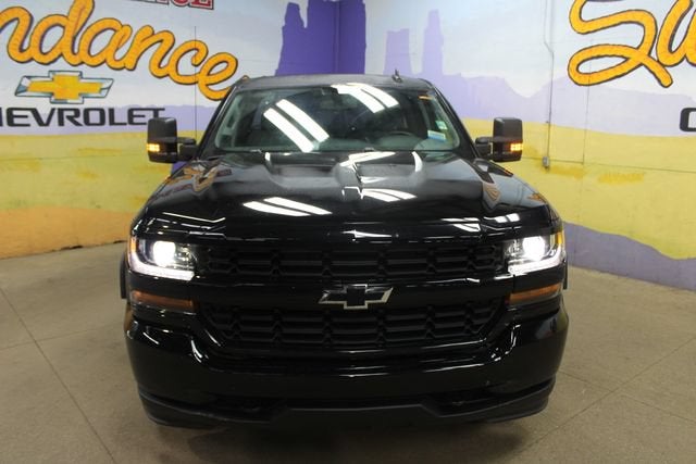 2018 Chevrolet Silverado 1500 — rear three-quarter view