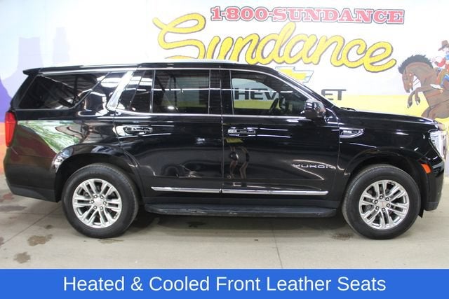 2021 GMC Yukon SLT in Onyx Black — front three-quarter view