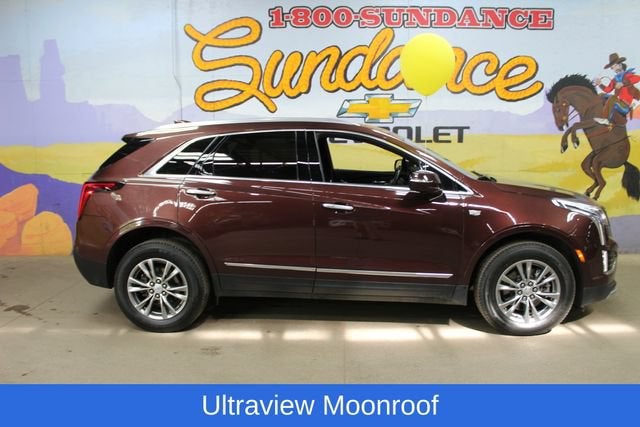 2022 Cadillac XT5 Premium Luxury in Rosewood Metallic — front three-quarter view