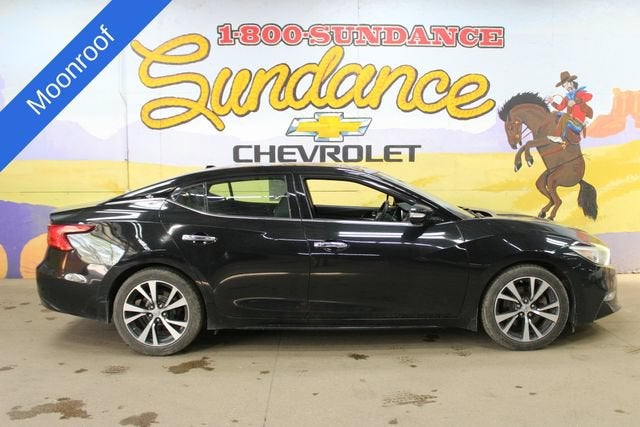 2016 Nissan Maxima 3.5 SV in Black — front three-quarter view