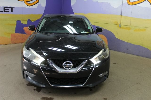 2016 Nissan Maxima — rear three-quarter view