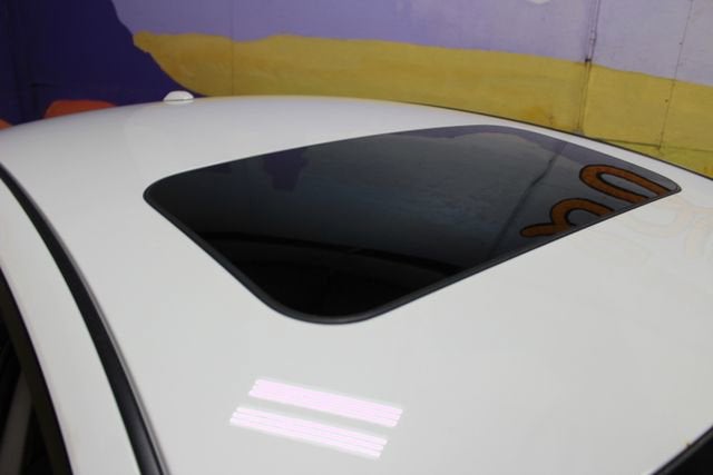 2022 Nissan Altima — detail view