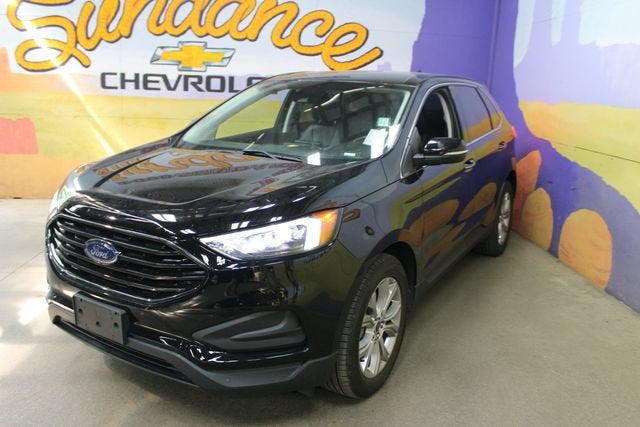 2022 Ford Edge — interior view