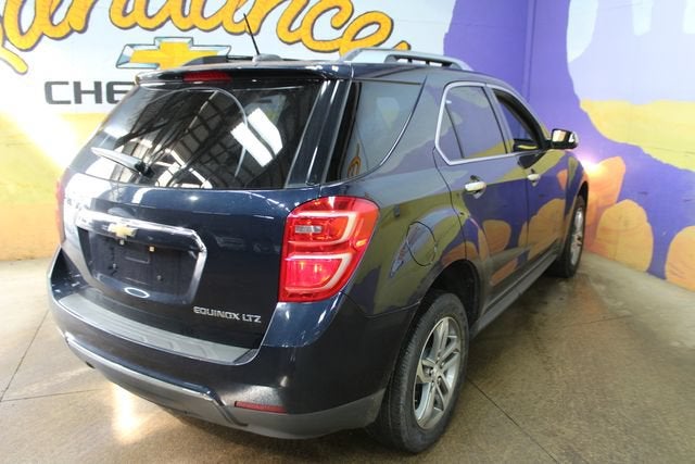 2016 Chevrolet Equinox — interior view