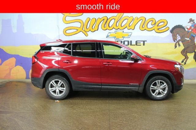2019 GMC Terrain SLE in Red Quartz Tintcoat — front three-quarter view