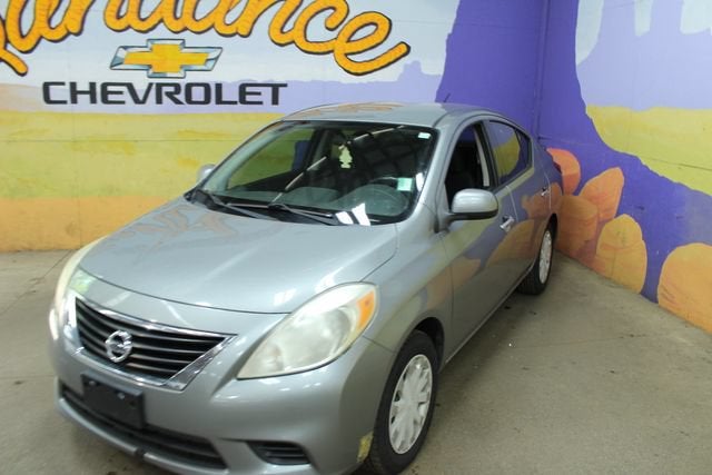 2014 Nissan Versa — interior view