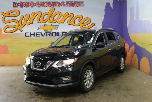 2017 Nissan Rogue — side profile view