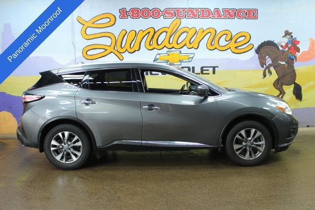 2017 Nissan Murano S in Gray — front three-quarter view
