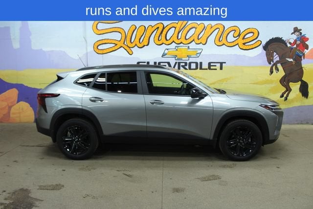 2024 Chevrolet Trax ACTIV in Sterling Gray Metallic — front three-quarter view