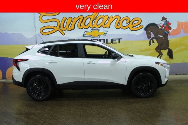 2025 Chevrolet Trax ACTIV in Summit White — front three-quarter view