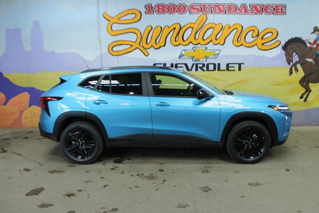 2026 Chevrolet Trax ACTIV in Marina Blue Metallic — front three-quarter view